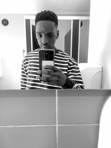 Themba, 23 Johannesburg, Gauteng, South Africa