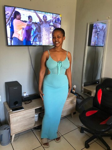 Khanya M, 25 Cape Town, Western Cape, South Africa