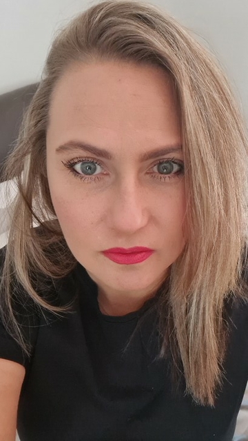 Lola, 44 Cape Town, Western Cape, South Africa