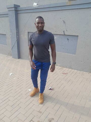 Mthembo, 33 Randburg, Gauteng, South Africa