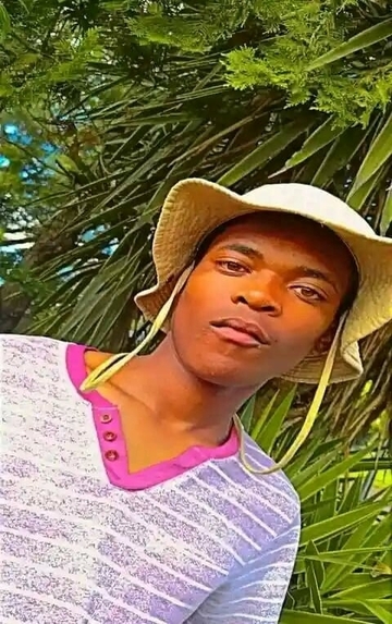 Legit meezy, 22 Mount Frere, Eastern Cape, South Africa