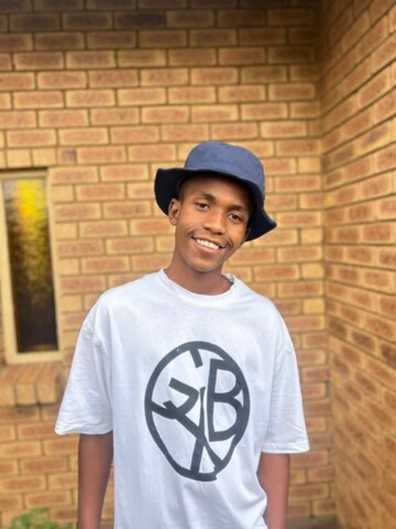 Bandile113, 21 Rustenburg, North West, South Africa