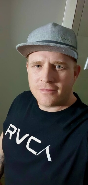 Eric, 44 Umhlanga, KwaZulu-Natal, South Africa