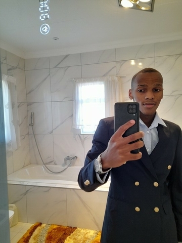 Mr Lwa, 21 Johannesburg, Gauteng, South Africa