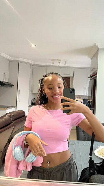 Michaela, 18 Roodepoort, Gauteng, South Africa