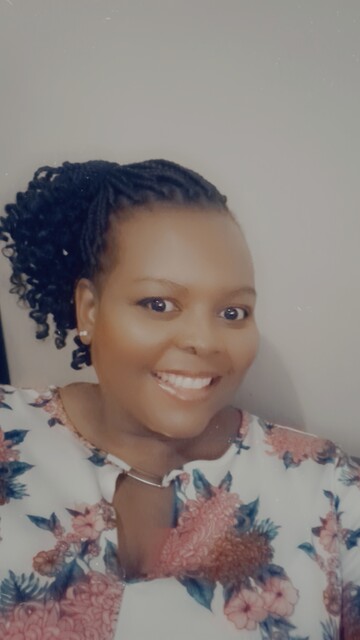 Dintle, 42 Pretoria, Gauteng, South Africa