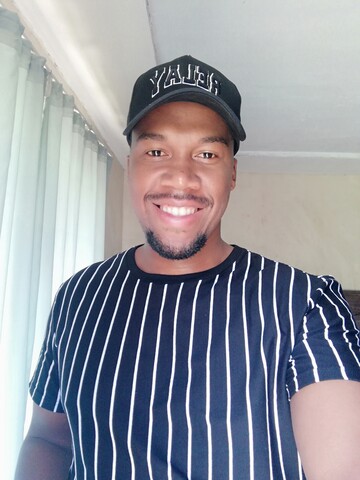 Mello, 33 Newcastle, KwaZulu-Natal, South Africa