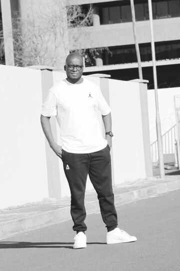 Dickh, 41 Bellville, Western Cape, South Africa