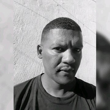 lenzo, 44 Cape Town, Western Cape, South Africa