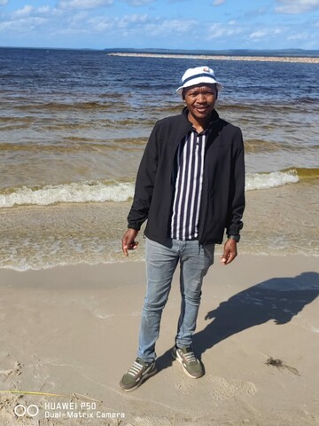 Theo, 34 Rustenburg, North West, South Africa