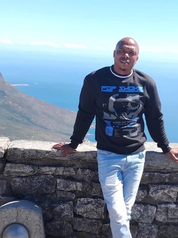 Makhi, 40 Cape Town, Western Cape, South Africa