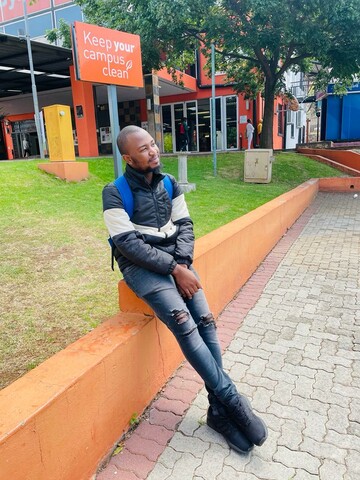 Giyin, 24 Katlehong, Gauteng, South Africa