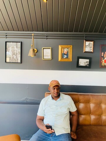 Thando, 32 George, Western Cape, South Africa