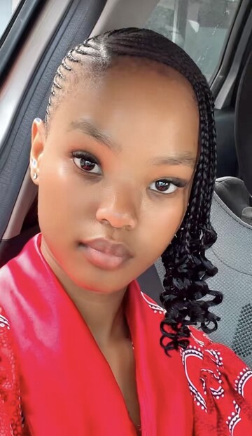 Young female, 26 Lenasia, Gauteng, South Africa
