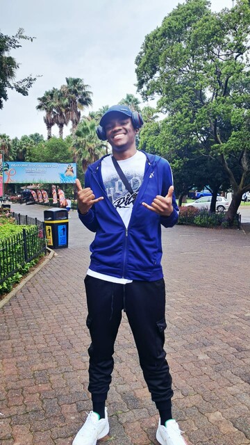 Thabo, 19 Johannesburg, Gauteng, South Africa