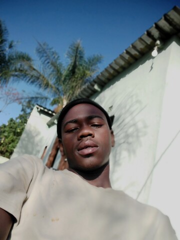 Siya, 20 Inanda, KwaZulu-Natal, South Africa
