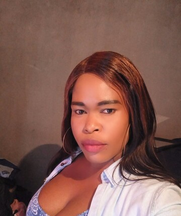 Lady V, 36 Katlehong, Gauteng, South Africa