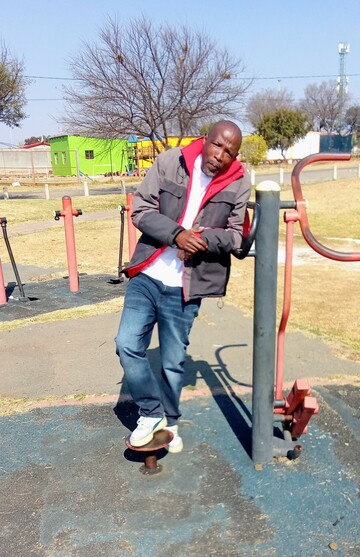 Thapy, 50 Johannesburg South, Gauteng, South Africa