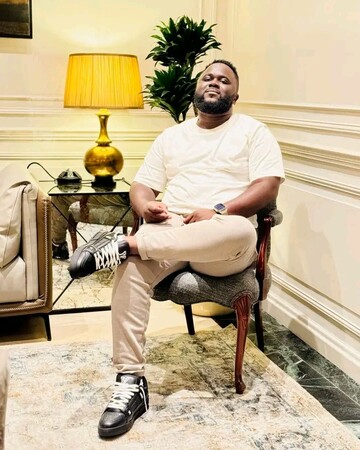 Hlakanipho, 40 Johannesburg, Gauteng, South Africa