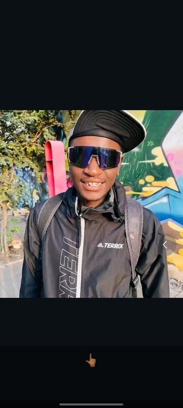 Melly, 22 Soweto, Gauteng, South Africa