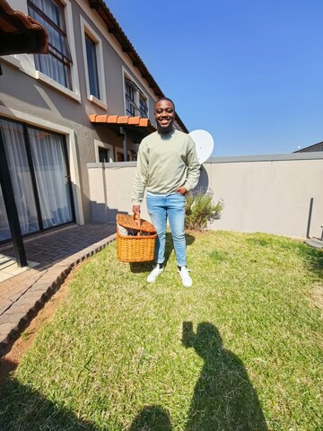 Larsenhuman27, 27 Germiston, Gauteng, South Africa