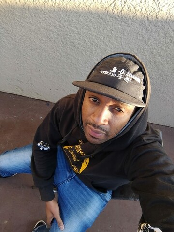 Vuyoovee, 34 Soweto, Gauteng, South Africa