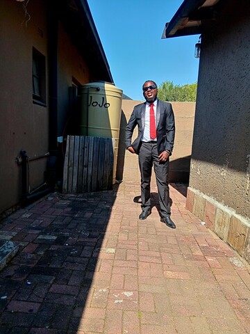 Mthethwa, 33 Roodepoort, Gauteng, South Africa