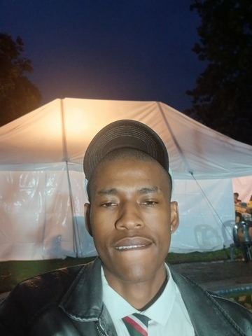 Thando, 21 Pretoria, Gauteng, South Africa