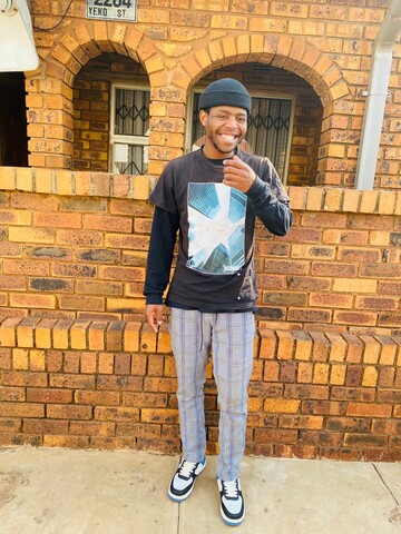 Nhlanhla, 25 Katlehong, Gauteng, South Africa