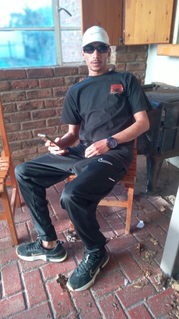 Deviano, 25 Cape Town, Western Cape, South Africa