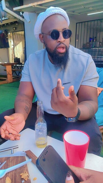 Mo193, 35 Johannesburg, Gauteng, South Africa