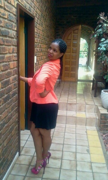 Ann38, 32 Sandton, Gauteng, South Africa