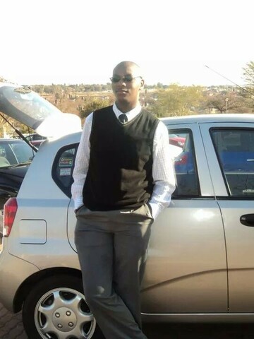 Menaiza, 40 Randburg, Gauteng, South Africa