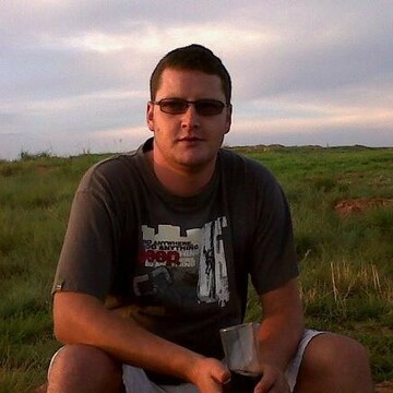Ricardt, 39 Roodepoort, Gauteng, South Africa