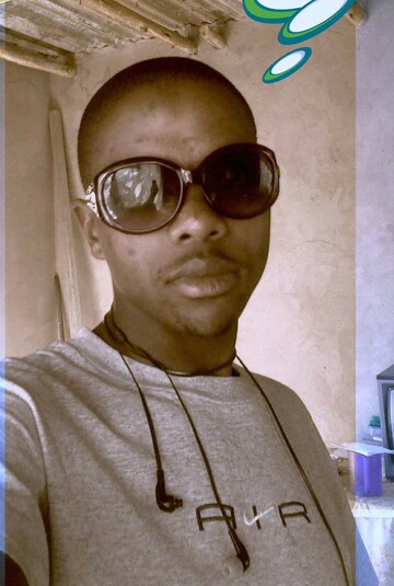 lakhokwakhe, 33 Newcastle, KwaZulu-Natal, South Africa