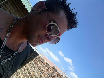 lorid411, 40 Benoni, Gauteng, South Africa