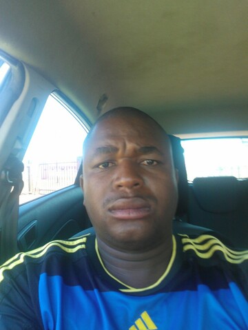 Robert54, 44 Soweto, Gauteng, South Africa