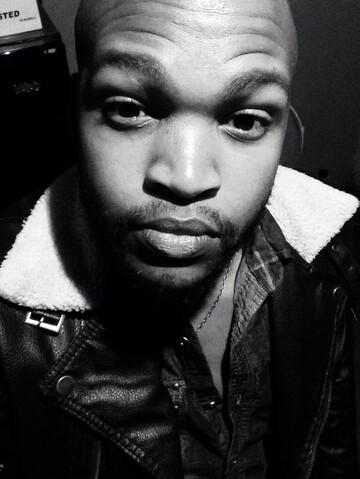 CallMeVee, 35 Roodepoort, Gauteng, South Africa