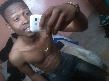 mr something black, 34 Vereeniging, Gauteng, South Africa
