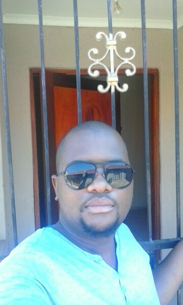 Tomnyc, 38 Pretoria, Gauteng, South Africa