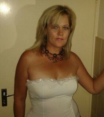 blondd, 54 Cape Town, Western Cape, South Africa