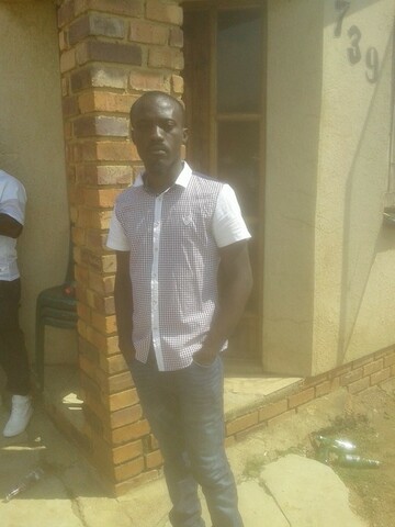 sengbe-lee, 41 Brakpan, Gauteng, South Africa