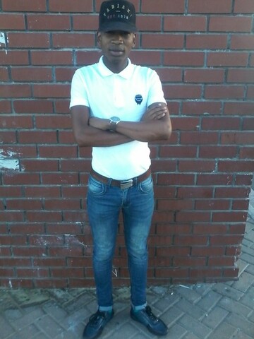 SkinnyMandiphiwe, 27 Cape Town, Western Cape, South Africa