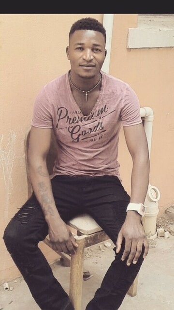Ronald Chiripo, 114 Montagu, Western Cape, South Africa