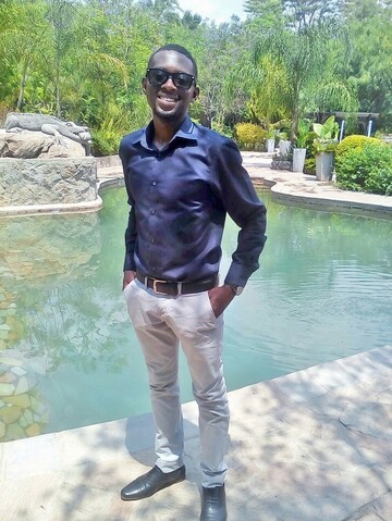 atmusah, 32 Johannesburg, Gauteng, South Africa