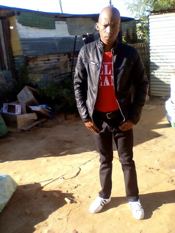 manj, 36 Bronkhorstspruit, Gauteng, South Africa