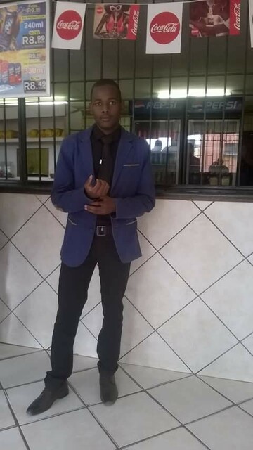 Cade, 30 Midrand, Gauteng, South Africa