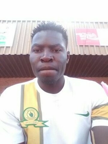 zwothe, 33 Germiston, Gauteng, South Africa
