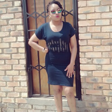 Ntombi32, 33 Kempton Park, Gauteng, South Africa