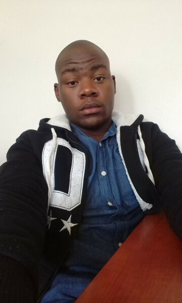 Lopez, 32 Germiston, Gauteng, South Africa